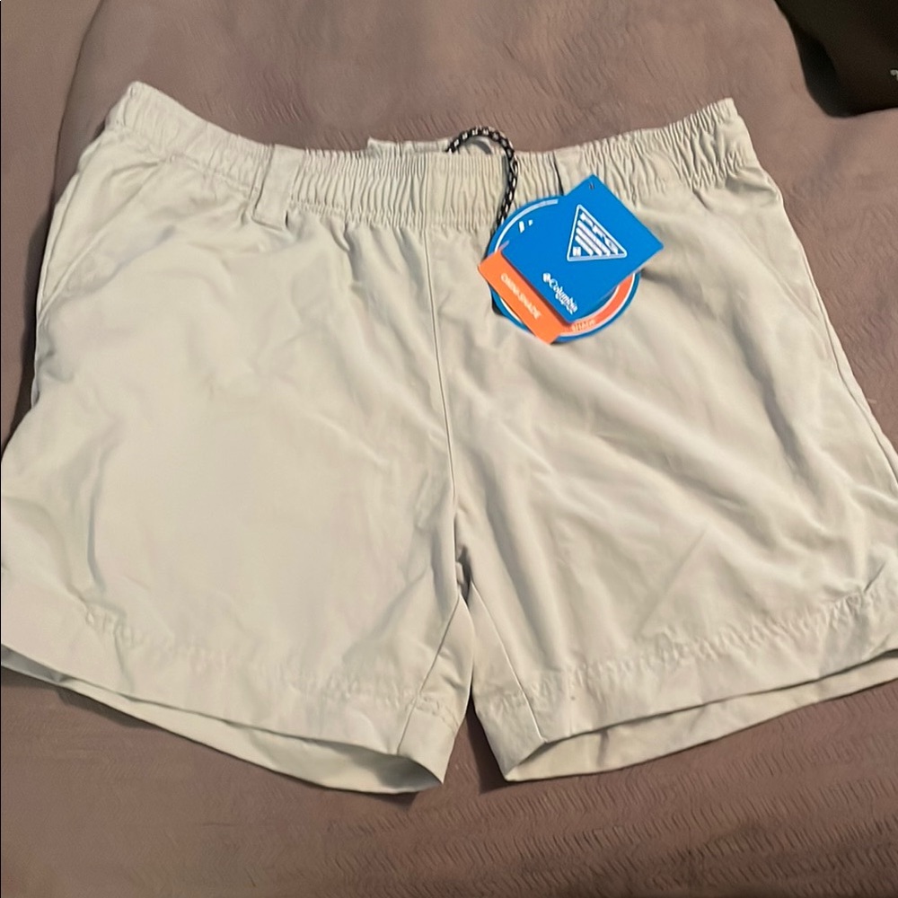 Columbia Women's Water Shorts - Light Gray